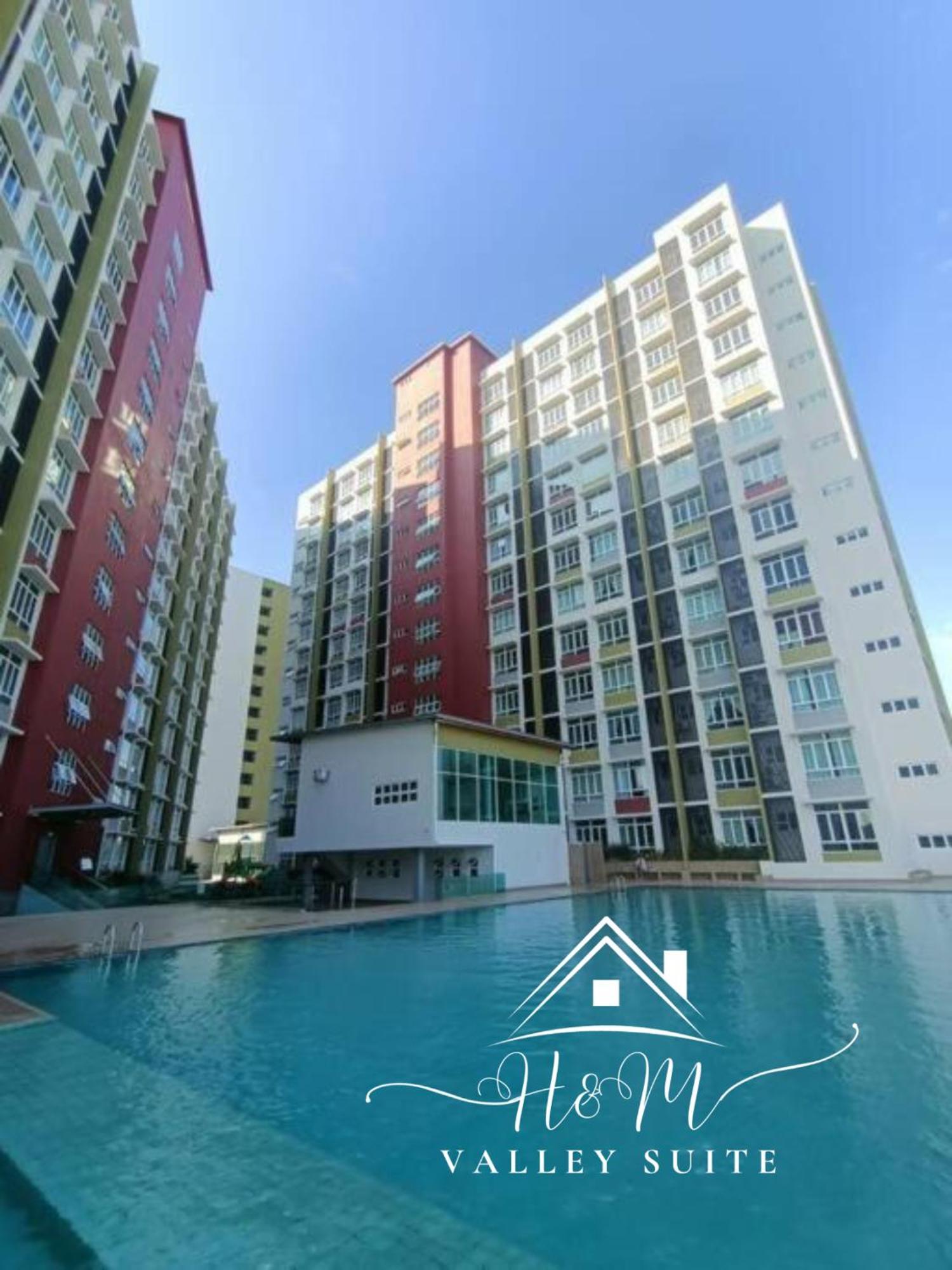 Apartment H&m Valley - Pool View